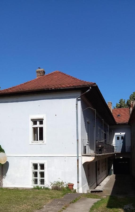 Via Tokaj Vendeghaz Daire Sátoraljaújhely Dış mekan fotoğraf